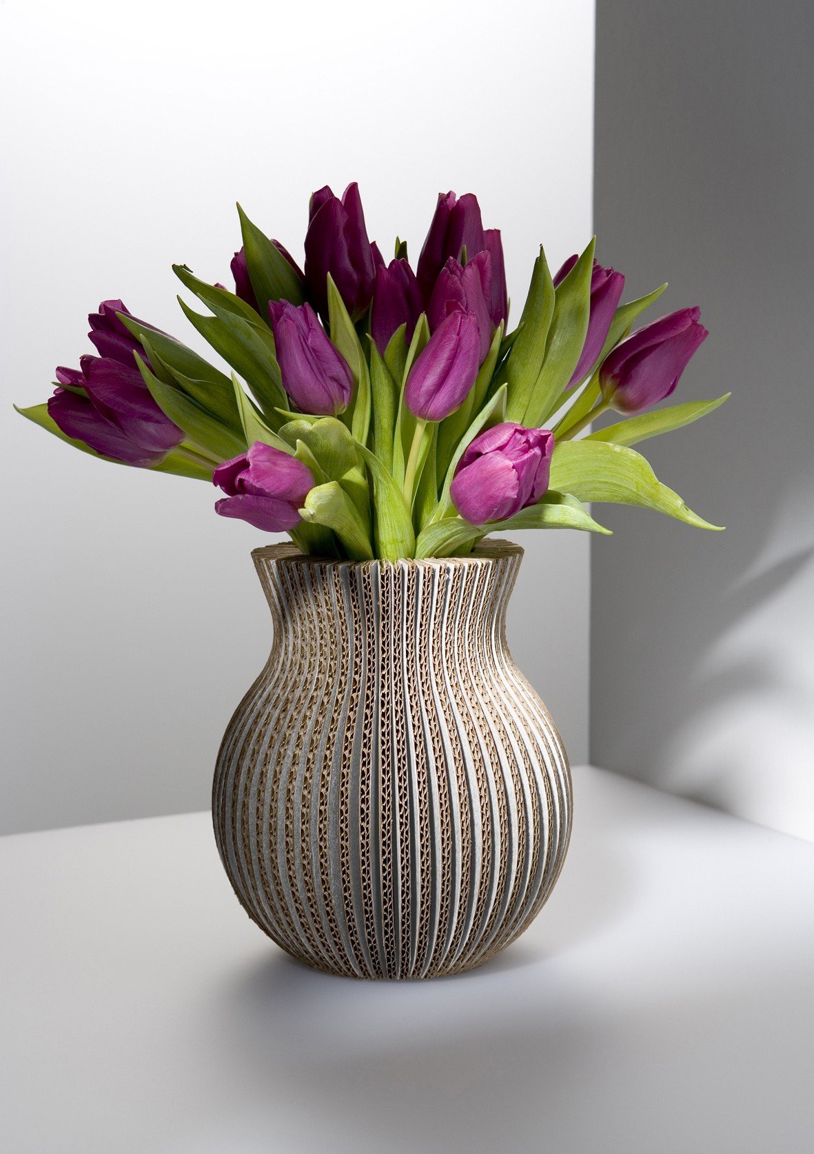 Как сделать вазу легко. Оригинальные вазы. Необычные вазы. Интерьерные вазы. Вазы для цветов.