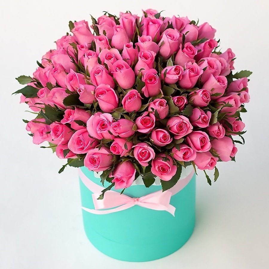 Розовый букет цветов