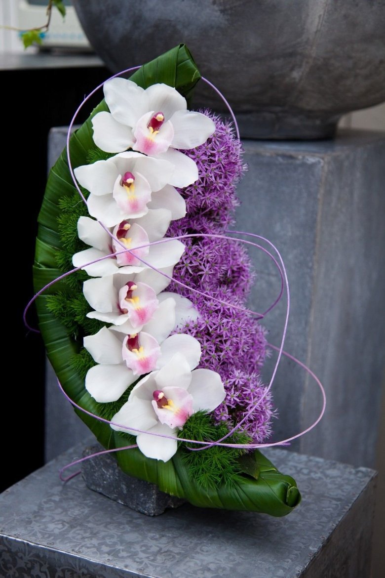 Букет с орхидеей фаленопсис