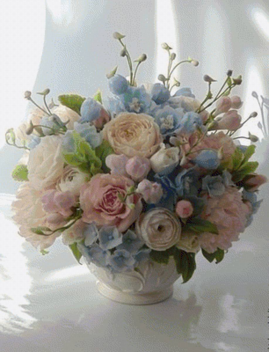 Букеты цветы из фоамирана в вазе