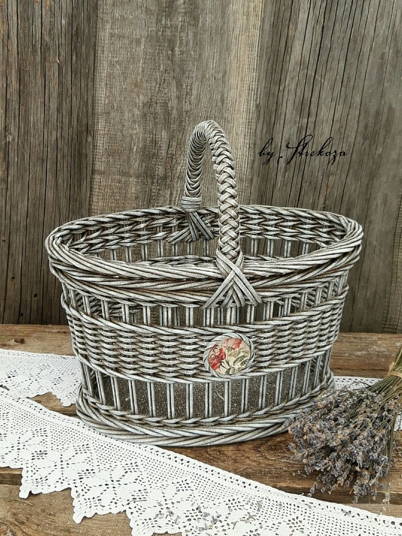 White Baskets with Flower