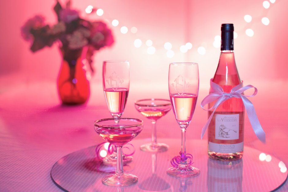 День розового вина