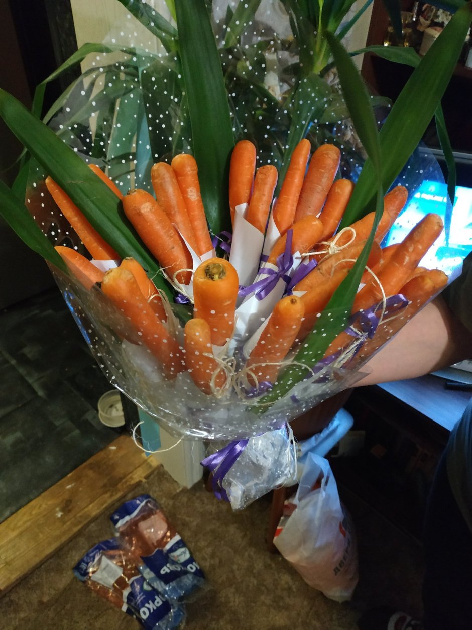Морковный букет