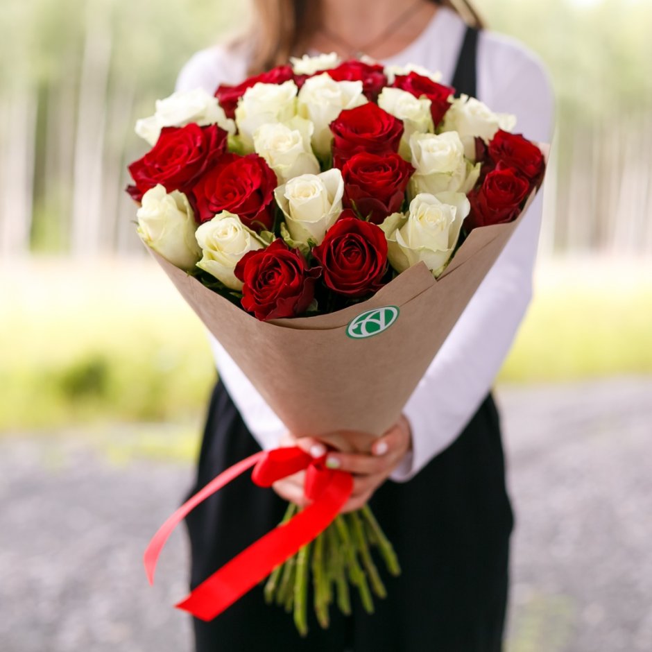 25 Красных роз букет Кения