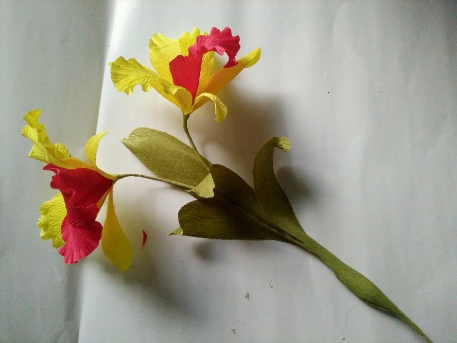 Орхидея из фоамирана в горшке