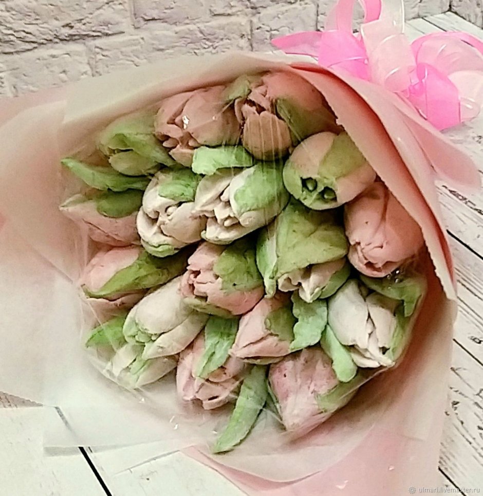 Зефирный букет тюльпанов