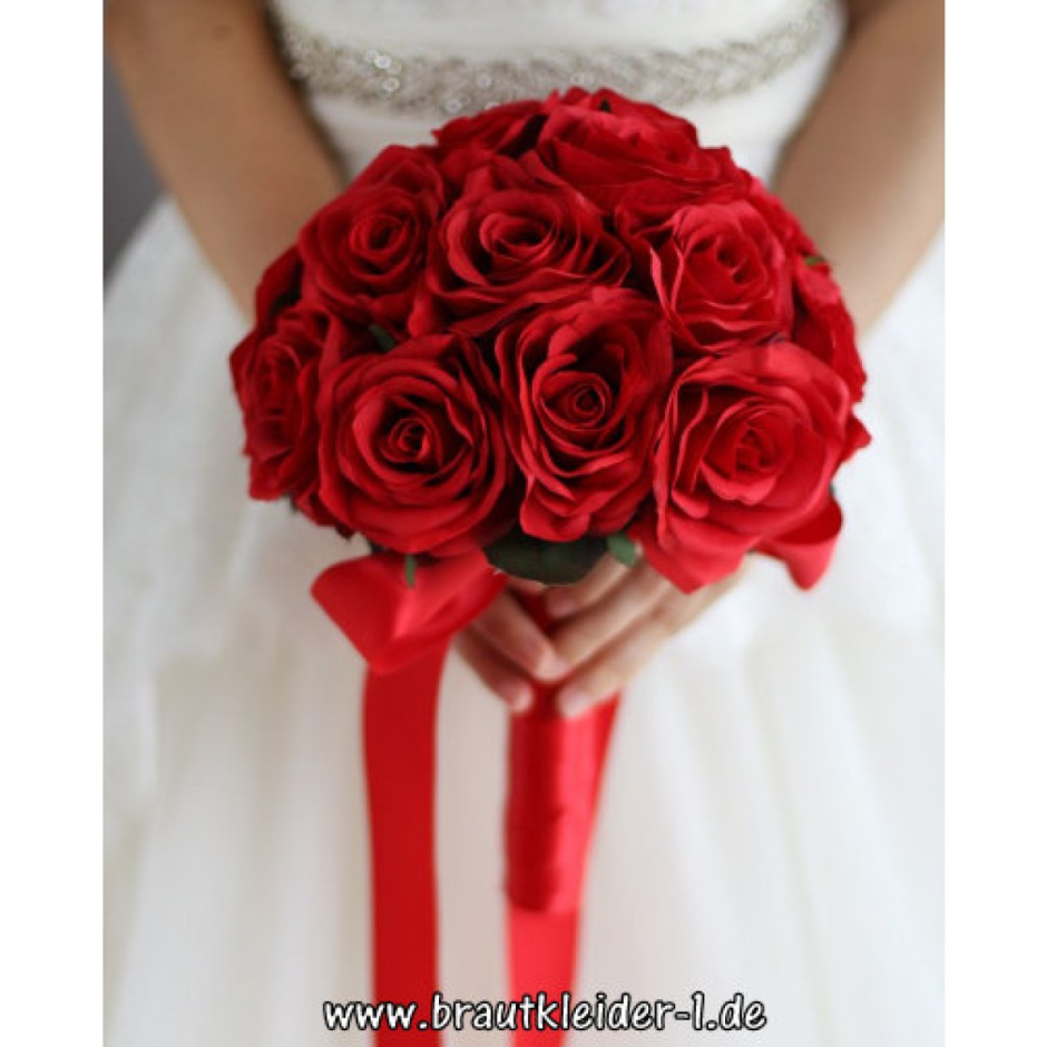 Свадебный букет невесты из красных роз
