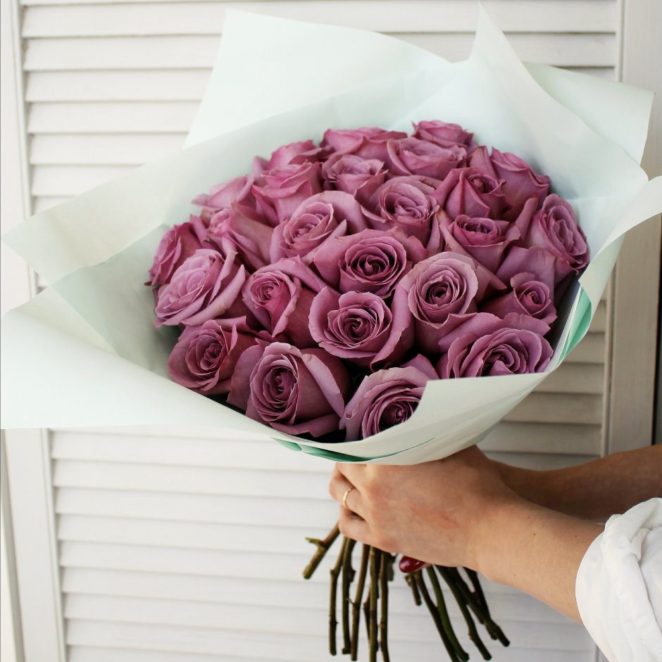 Букет 15 фиолетовых роз