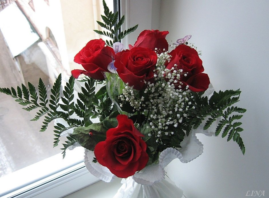 Букет цветов дома для любимой женщине