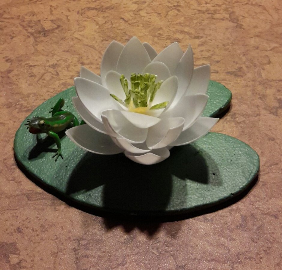 Цветок лотоса из фоамирана