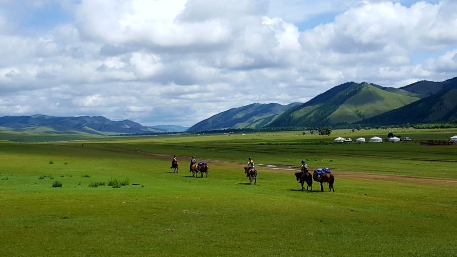 Монголия красивые пейзажи