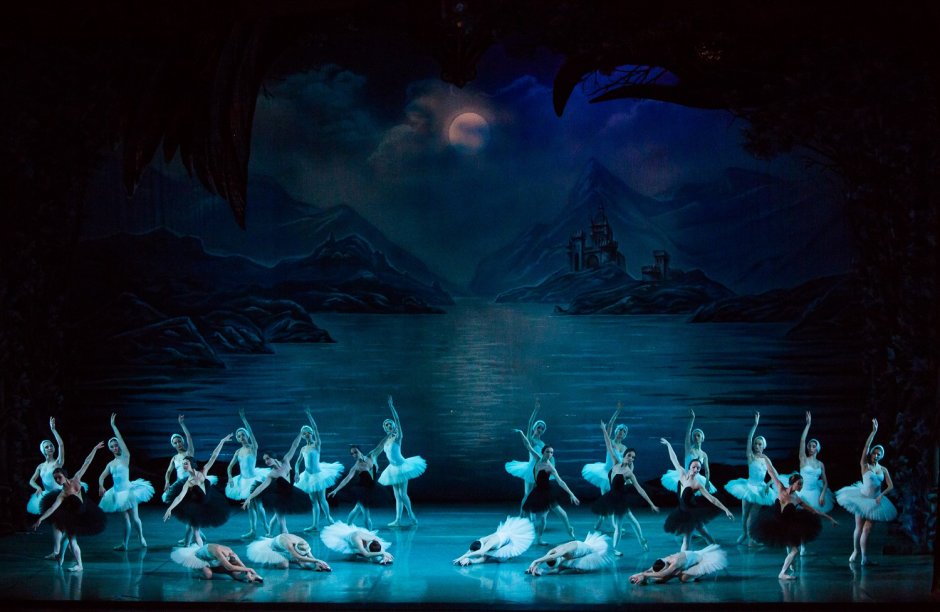 Чуковский балет Лебединое озеро