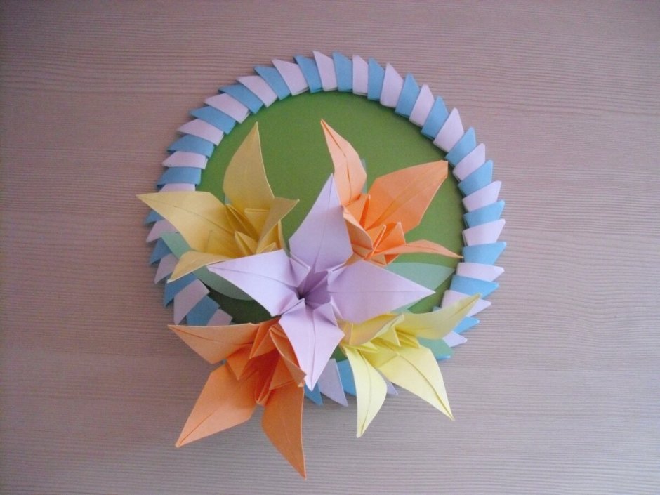 Панно с цветами оригами