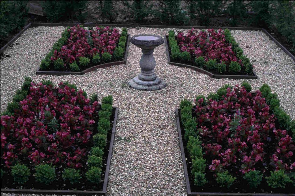 Французский сад Бернс