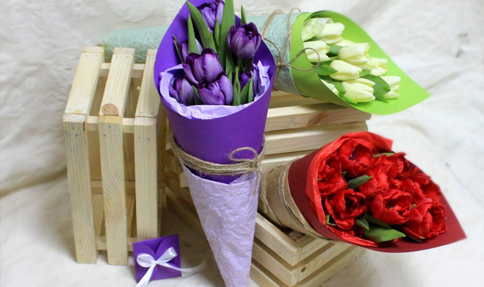 Упаковка тюльпанов к 8 марта