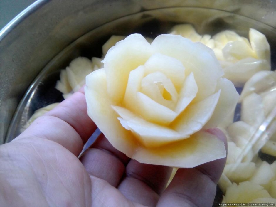 Роза из картофеля Карвинг
