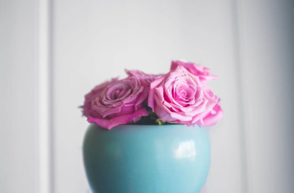 Фото цветов в вазе крупным планом