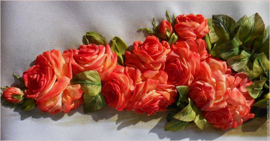 Вышивка лентами красные розы