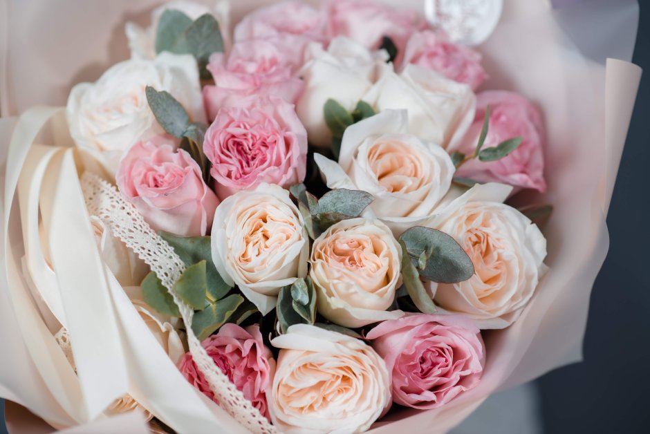 Свадебный букет невесты кустовые розы