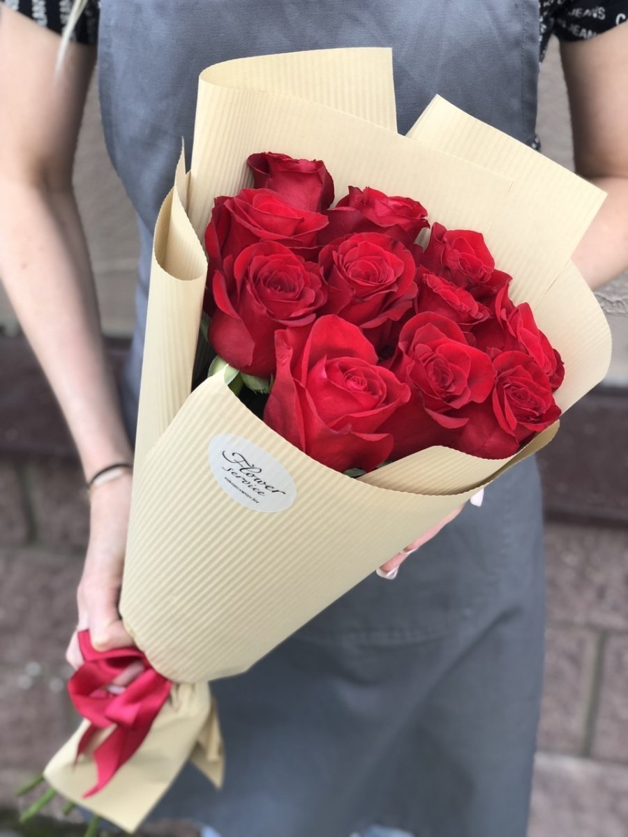 Ред Наоми букет из 15 роз