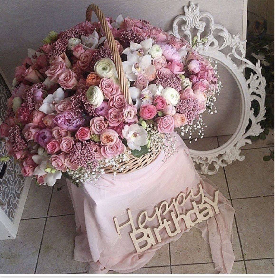Красивые букеты цветов с днем рождения девушке