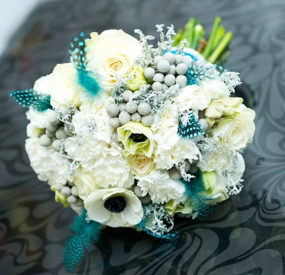 Букет невесты в бирюзовом цвете