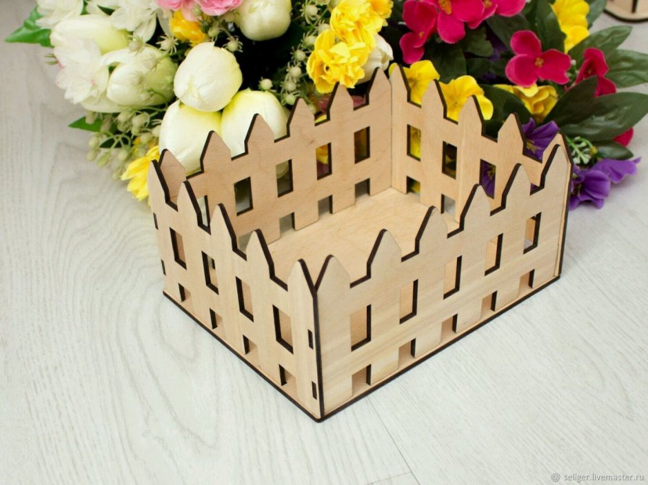 Деревянные корзинки для цветов