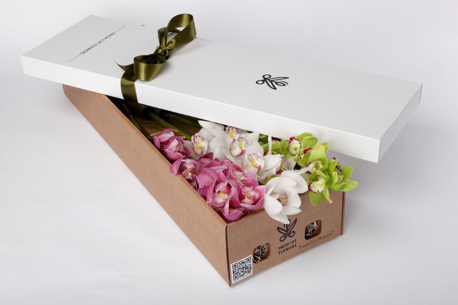 Прямоугольная коробка с цветами
