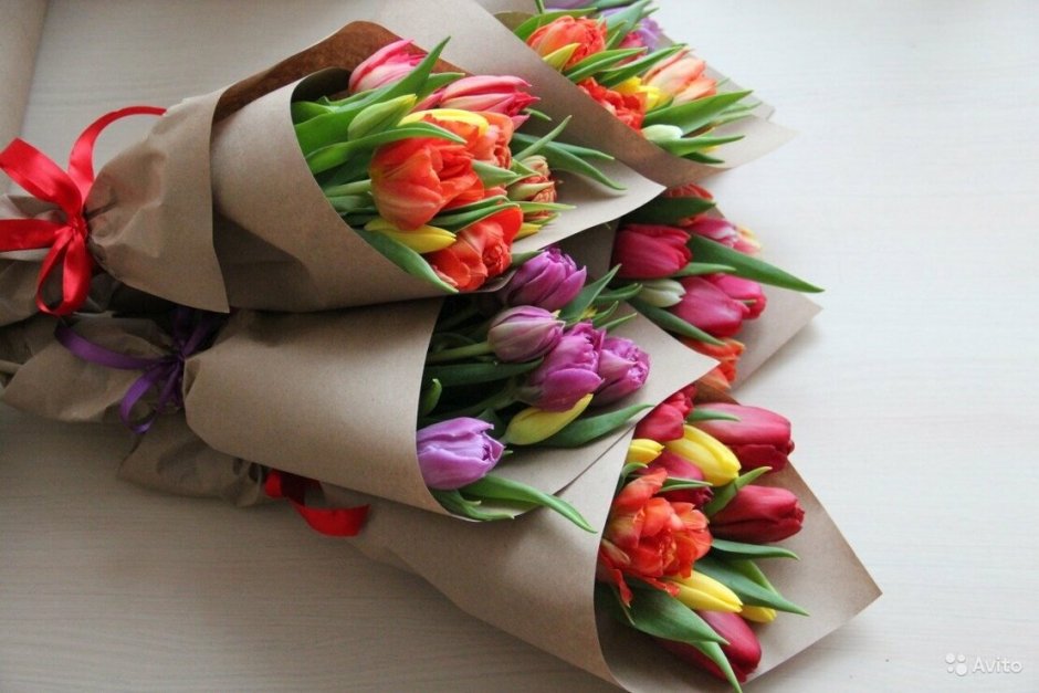 Тюльпаны в красивой упаковке