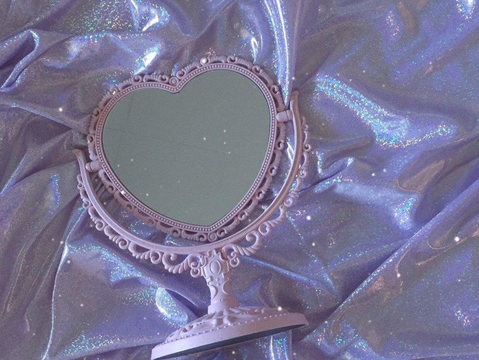 Фиолетовое зеркало