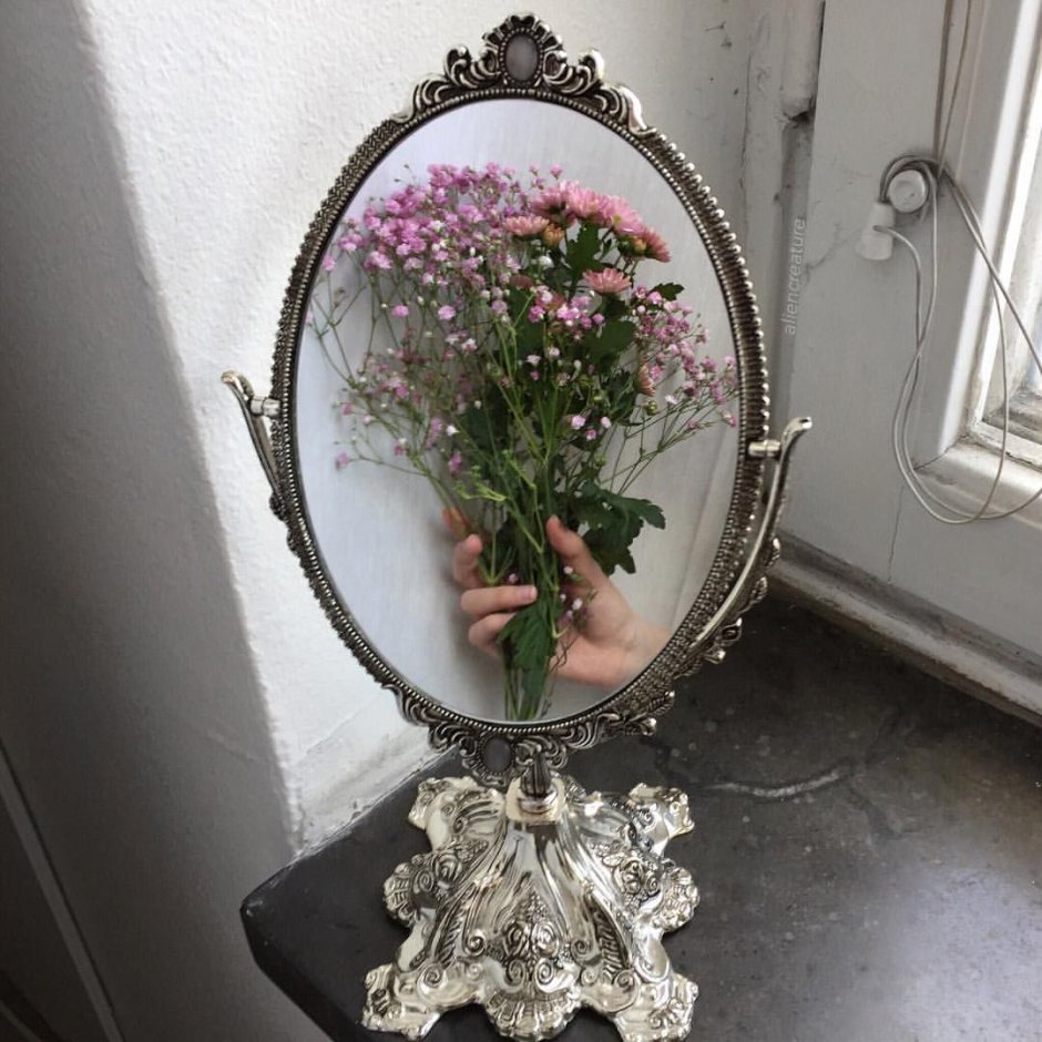 Зеркало цветы