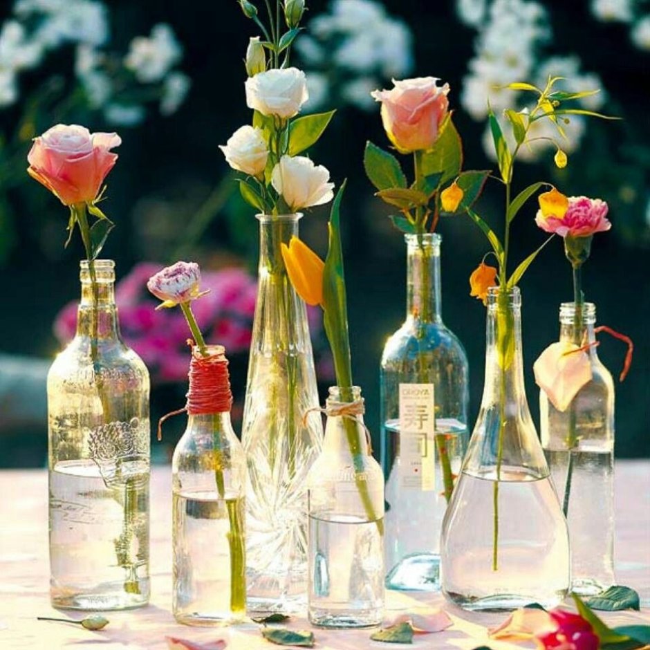 Бутылка с цветами