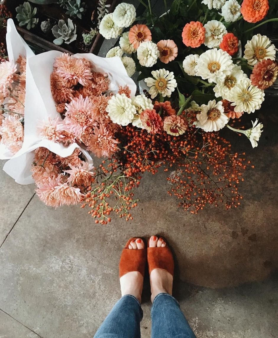 Эстетика ног с цветами