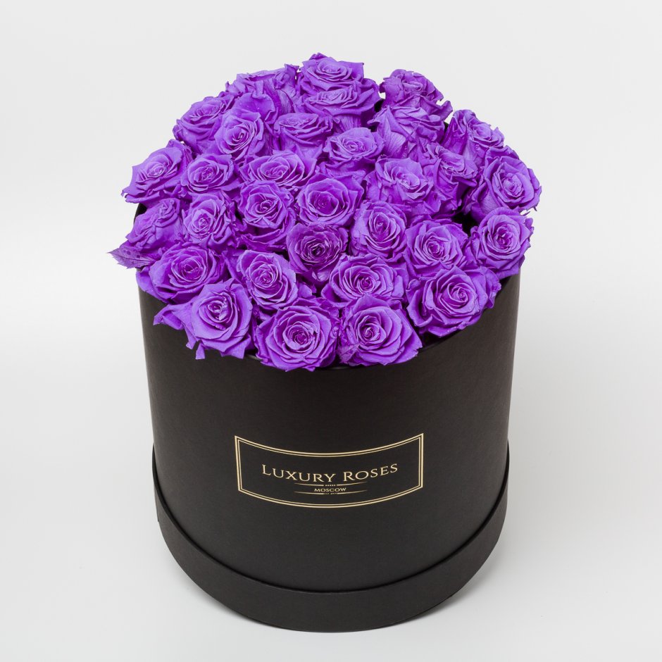 Цветы в фиолетовой коробке