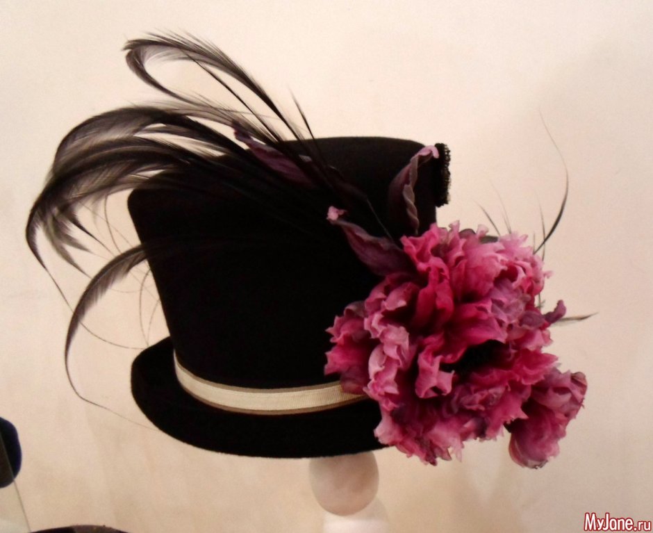 Цилиндр шляпа с цветами