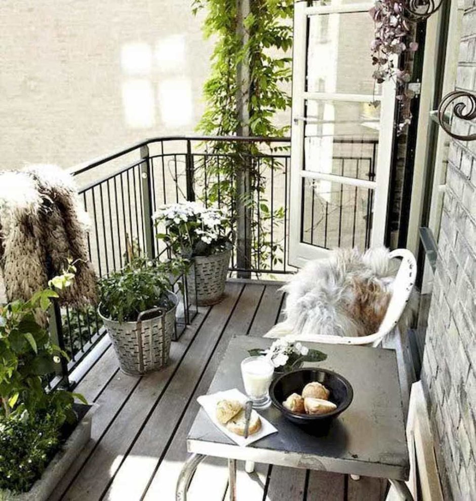 Уютный балкон Сканди