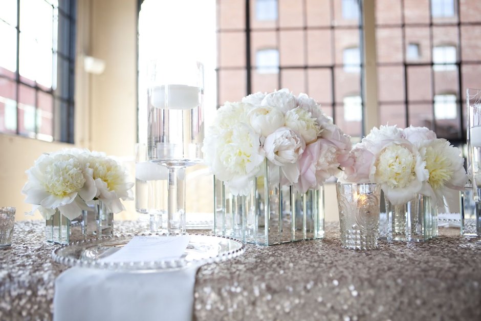 Modern Flower Centerpieces for Tables