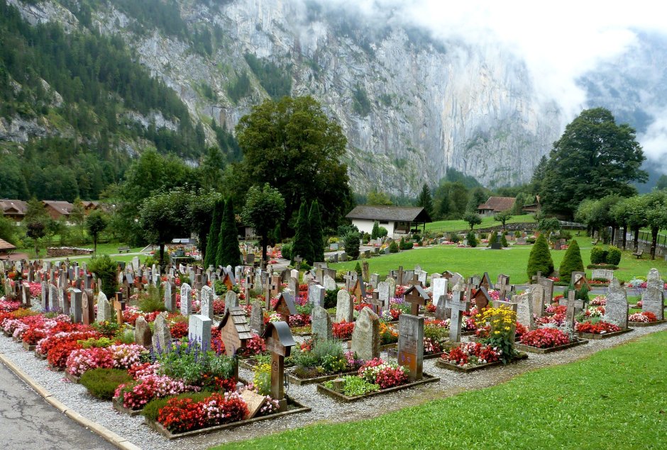 Кладбище Толошна Швейцария