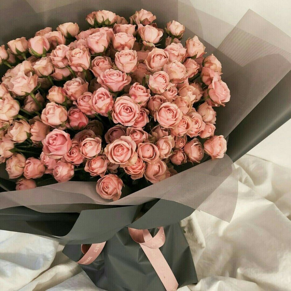 Roses Bouquet aesthetic