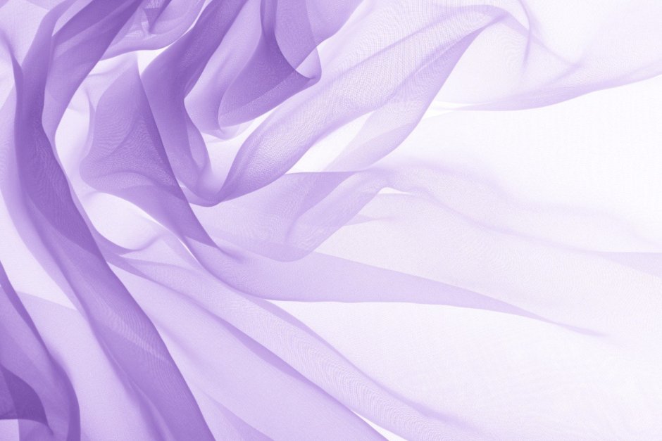 Фиолетовая прозрачная ткань