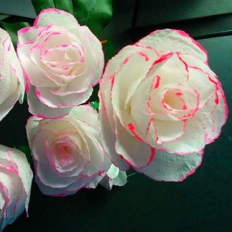 Розы из туалетной бумаги