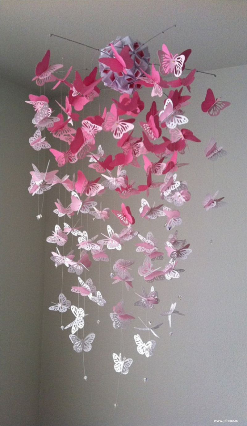 Декор из бумажных бабочек