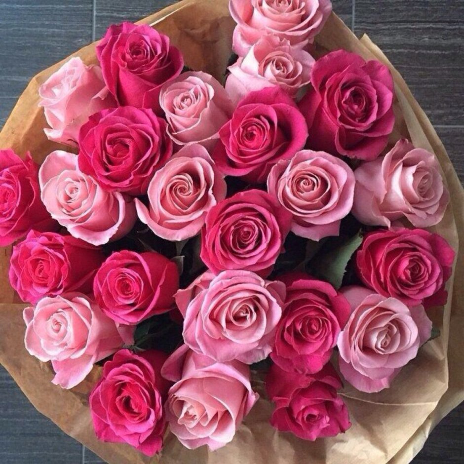 Букет розовых роз реальное