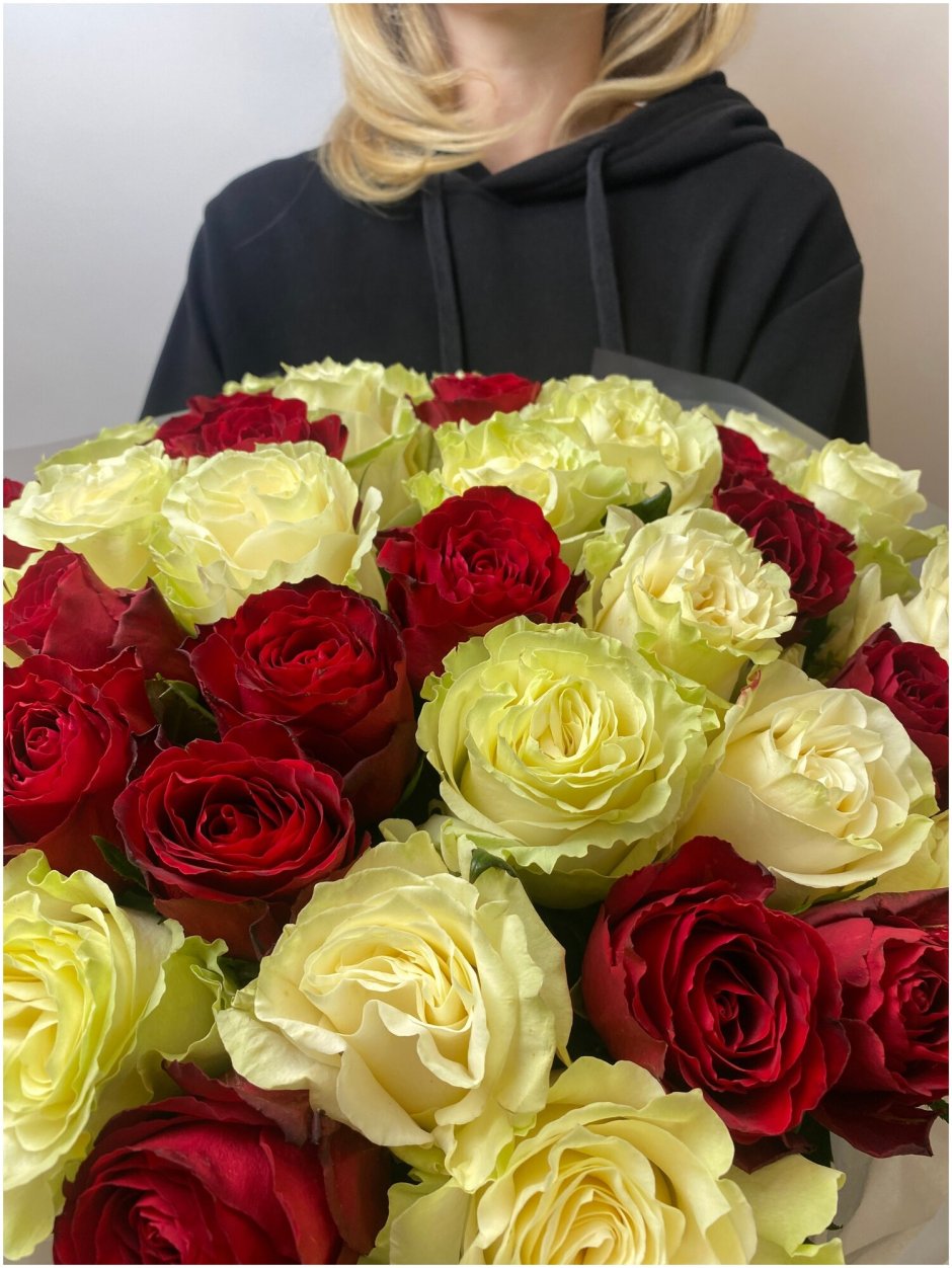 Роза Мондиаль красная 50 см