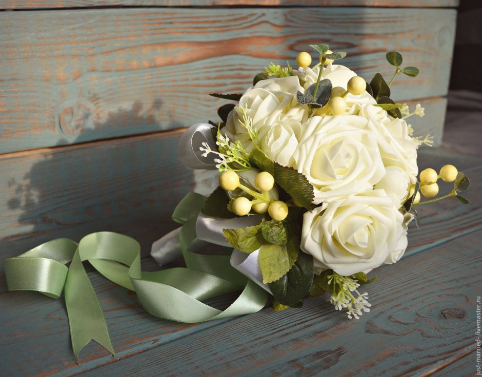 Букет-дублер для невесты из живых цветов