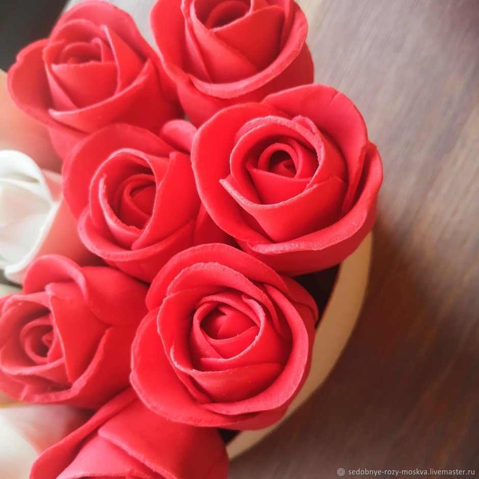 Съедобный букет с розами
