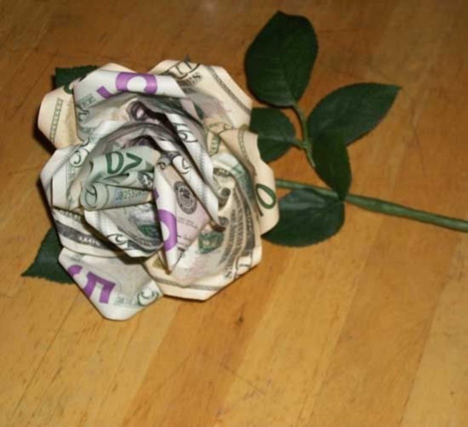 Букет роз из купюр