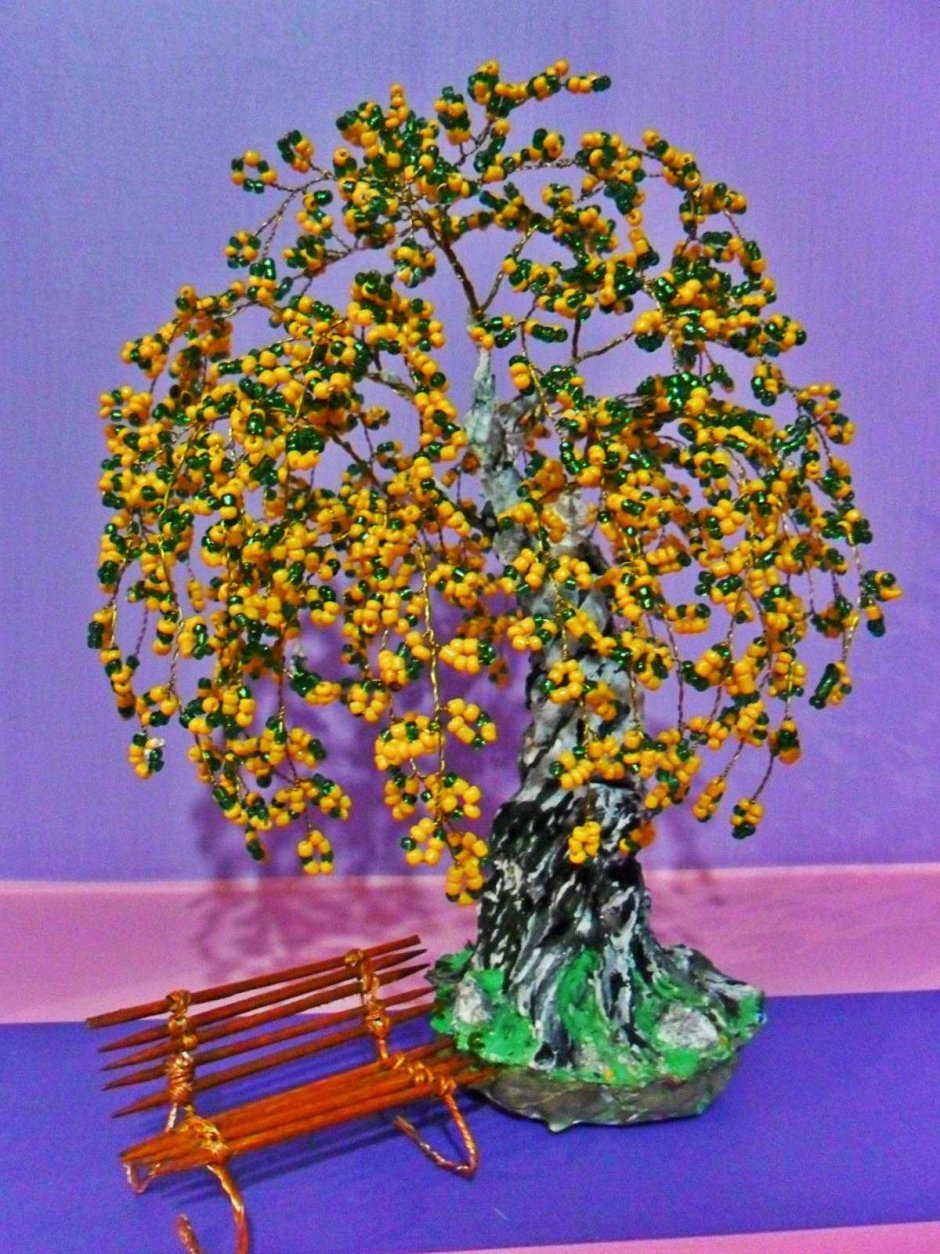 Мария Сипатова бисер дерево