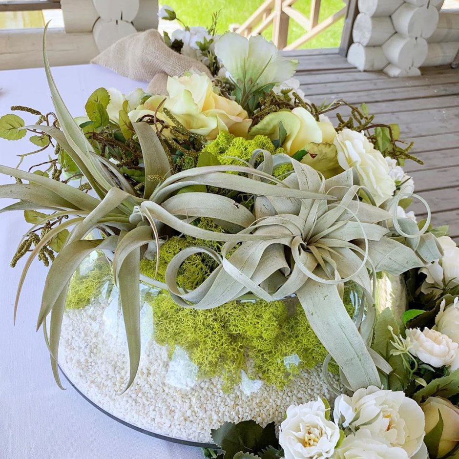 Композиции из живых цветов на свадьбу