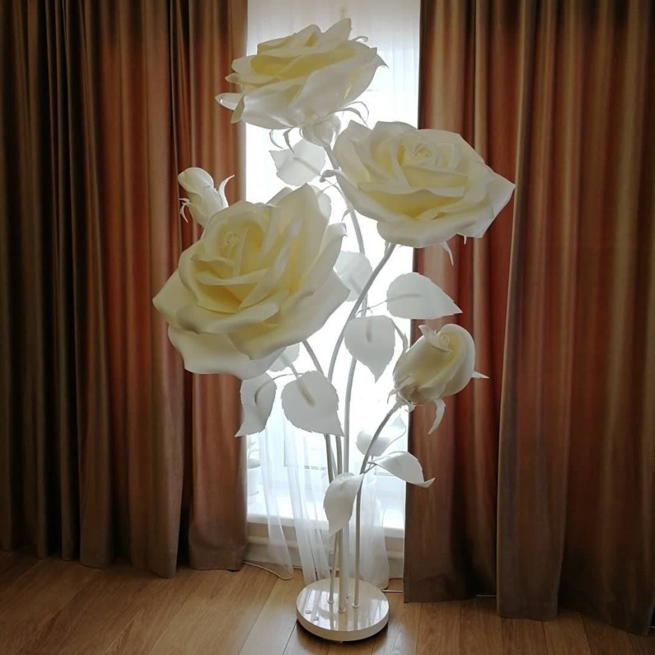 Светильник из фоамирана напольный цветы